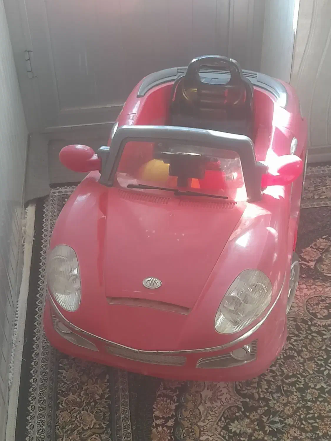 ماشین شارژی  ،در جغتای|اسباب‌بازی بچه|جغتای, |دیوار