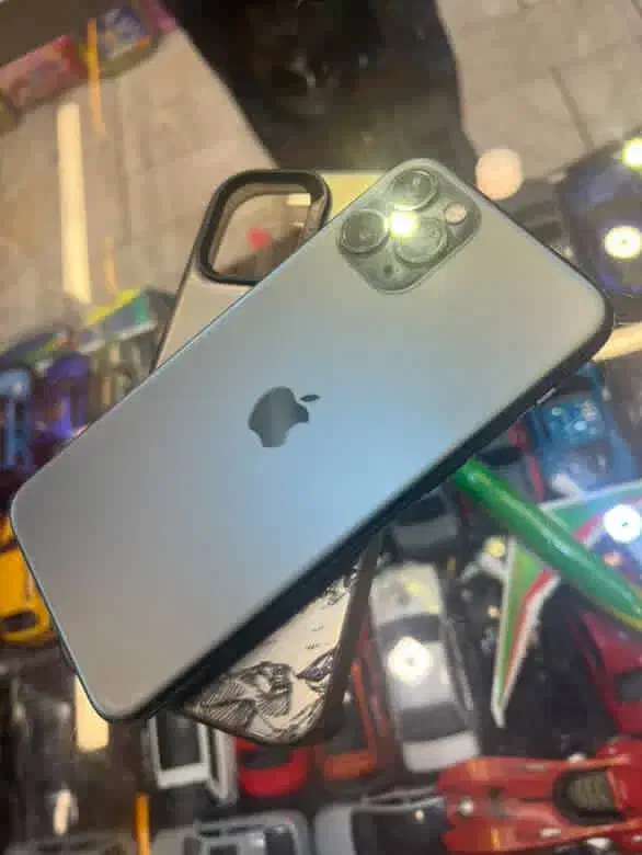 ایفون ۱۱ پرو|موبایل|مشهد, کوه سنگی|دیوار