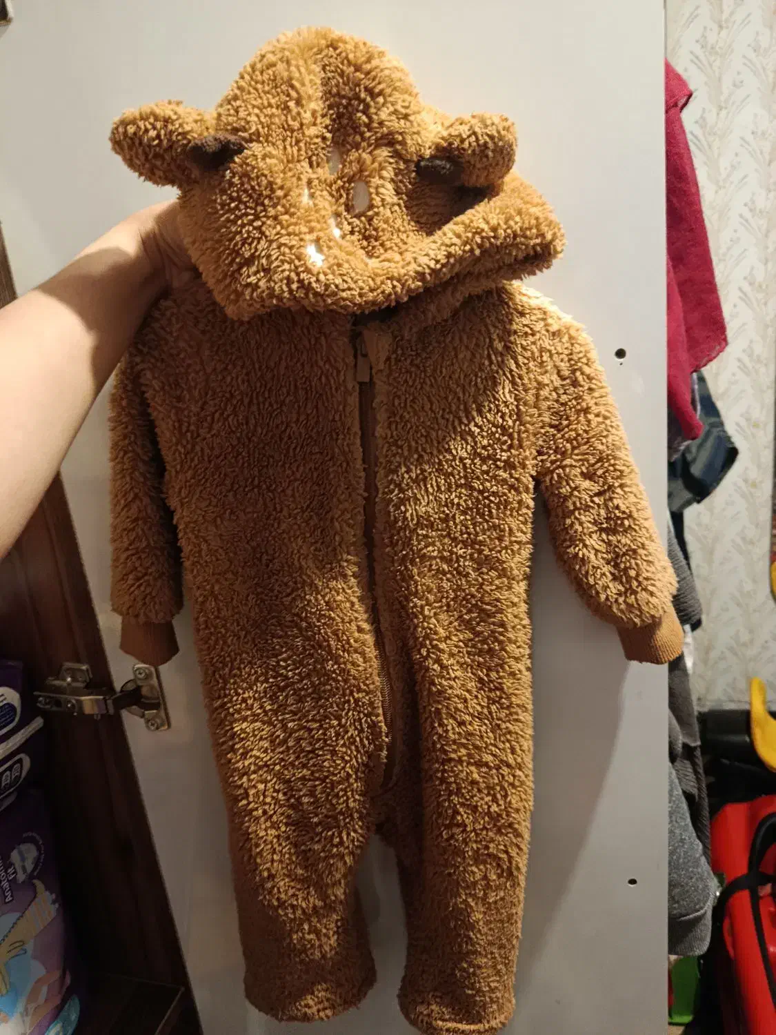 سرهمی تدی|کفش و لباس بچه|شیراز, کوشک میدان|دیوار