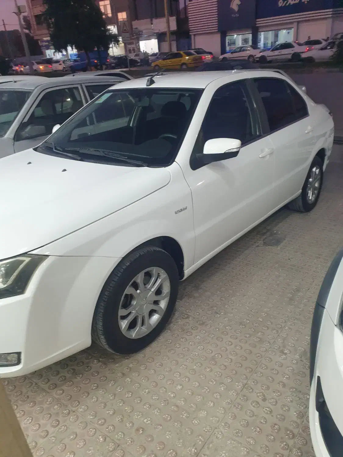 دنا مدل ۹۹|خودرو سواری و وانت|سرپل ذهاب, |دیوار