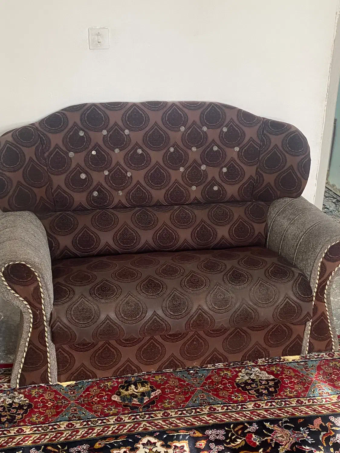 مبل و تخت|مبلمان خانگی و میز عسلی|آمل, |دیوار