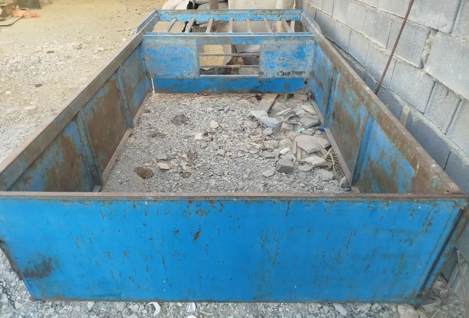 باربند نیسان ، آبی رنگ|قطعات یدکی و لوازم جانبی|ماهیدشت, |دیوار