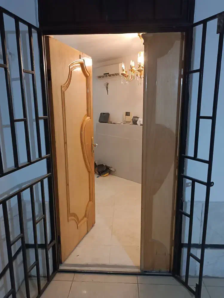 درب آپارتمان|مصالح و تجهیزات ساختمان|شیراز, چنچنه|دیوار