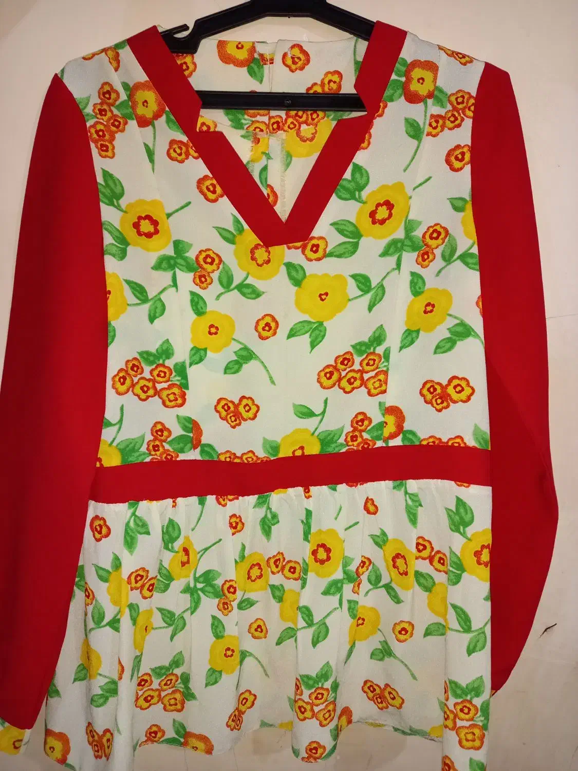 شومیز مجلسی|لباس|بافت, |دیوار