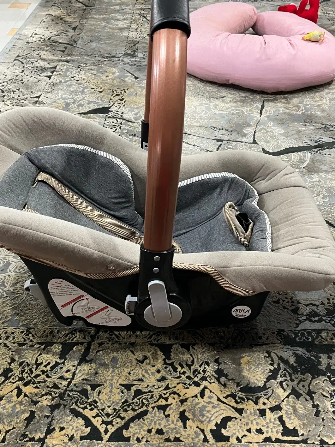 کریرمامی بگ|کالسکه و لوازم جانبی|پرند, فاز ۲|دیوار