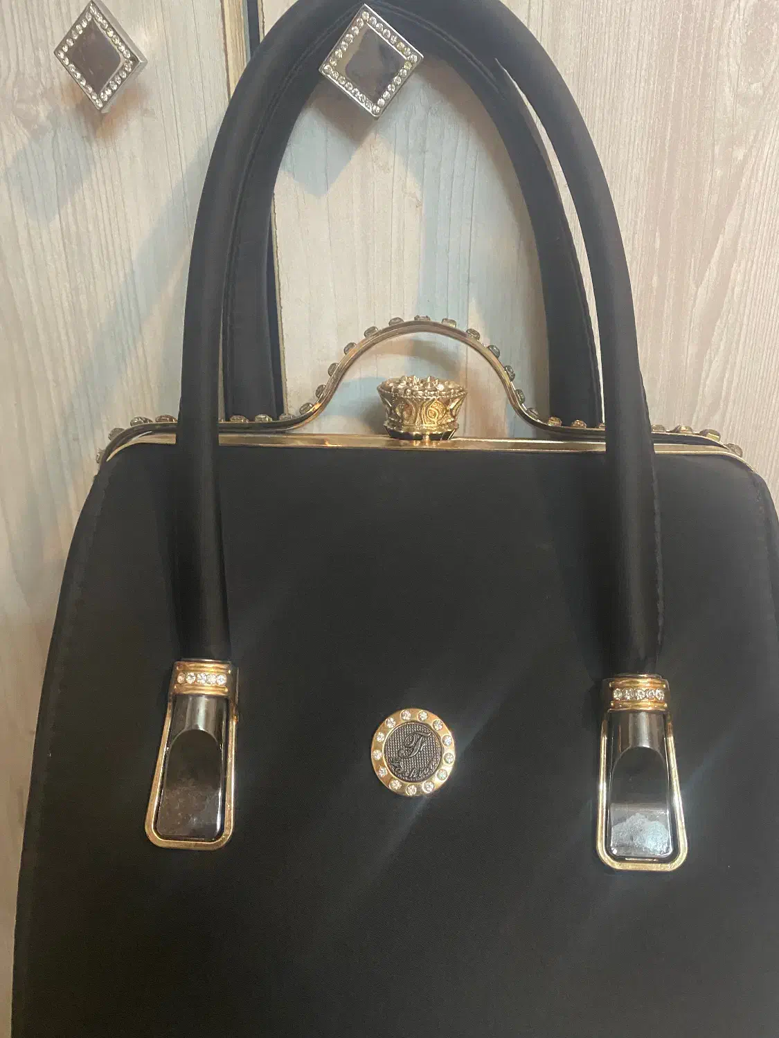 کیف مجلسی|کیف، کفش، کمربند|پاکدشت, پاکدشت (مامازند)|دیوار