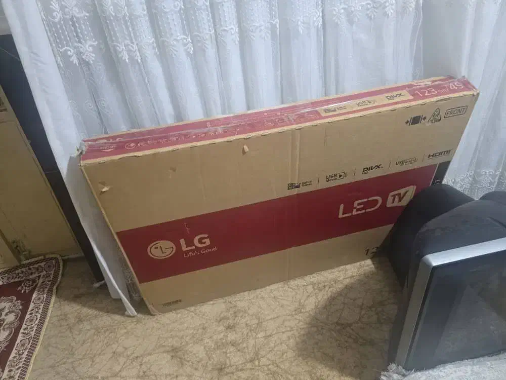 تلویزیون ال جی 49 اینچ|تلویزیون و پروژکتور|بوشهر, |دیوار