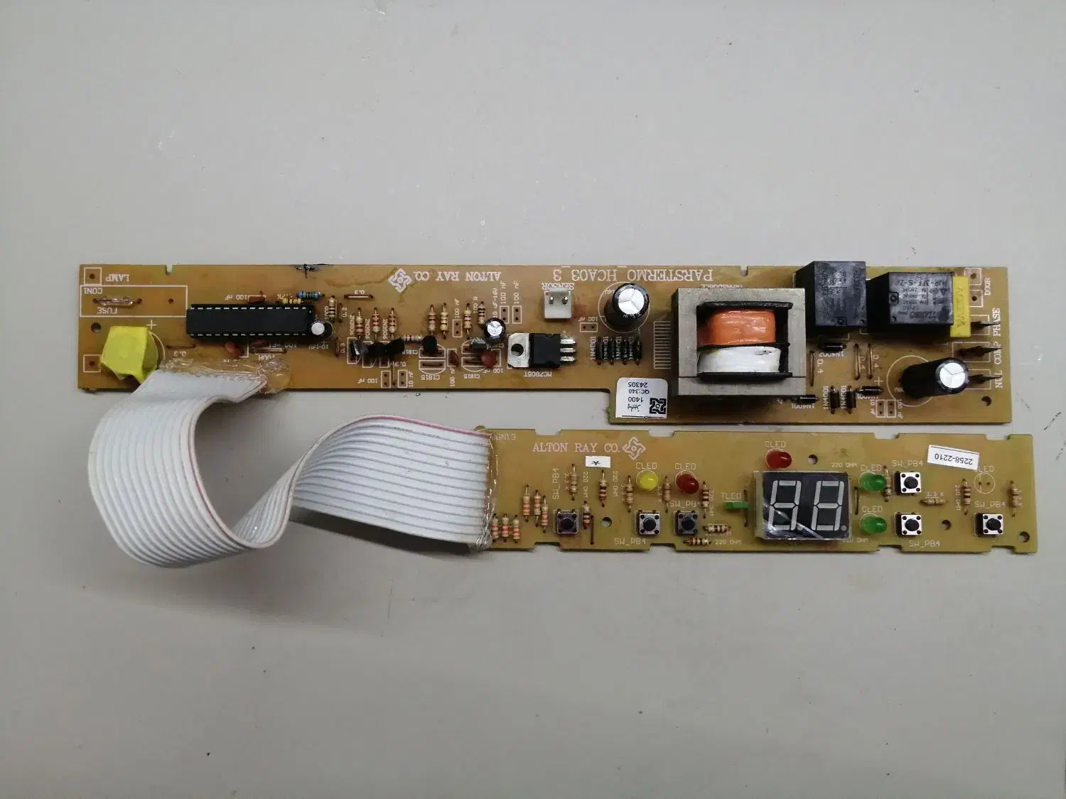 برد فریزز قدیمی پارس|یخچال و فریزر|بجنورد, |دیوار