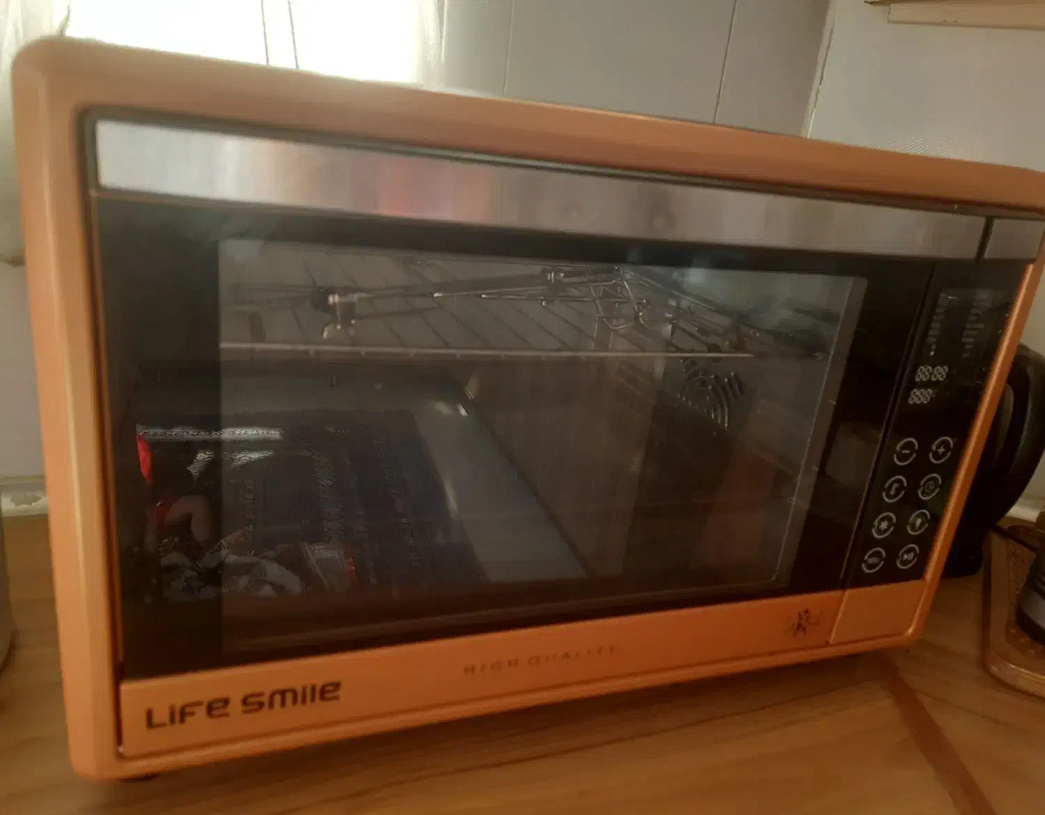 توستر لایف اسمایل|اجاق گاز و لوازم برقی پخت‌وپز|شاهین‌شهر, فدک|دیوار