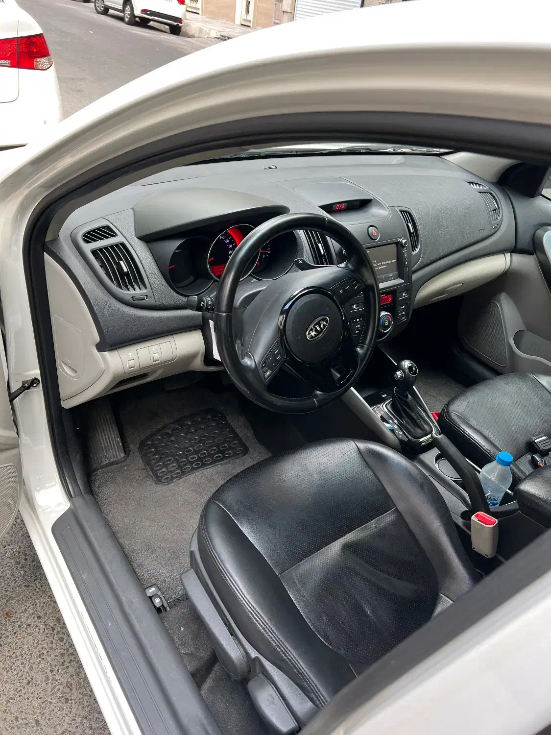 کیا سراتو مونتاژ kia اتوماتیک اپشنال مدل ۹۷|خودرو سواری و وانت|تهران, درختی|دیوار