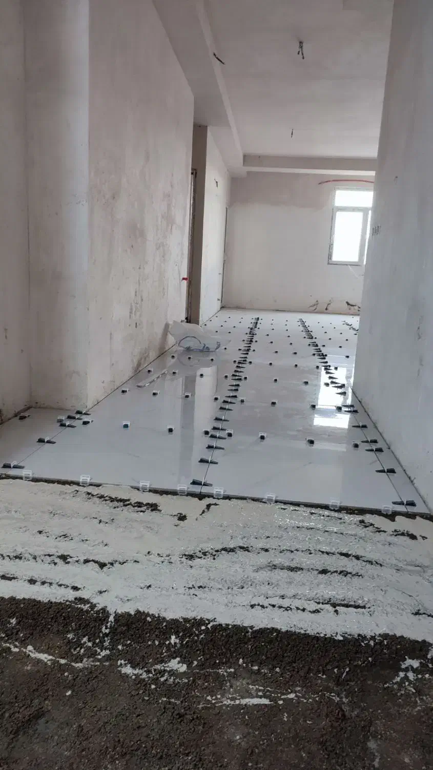 بنا کاشی و سرامیک کار|خدمات پیشه و مهارت|سمنان, |دیوار