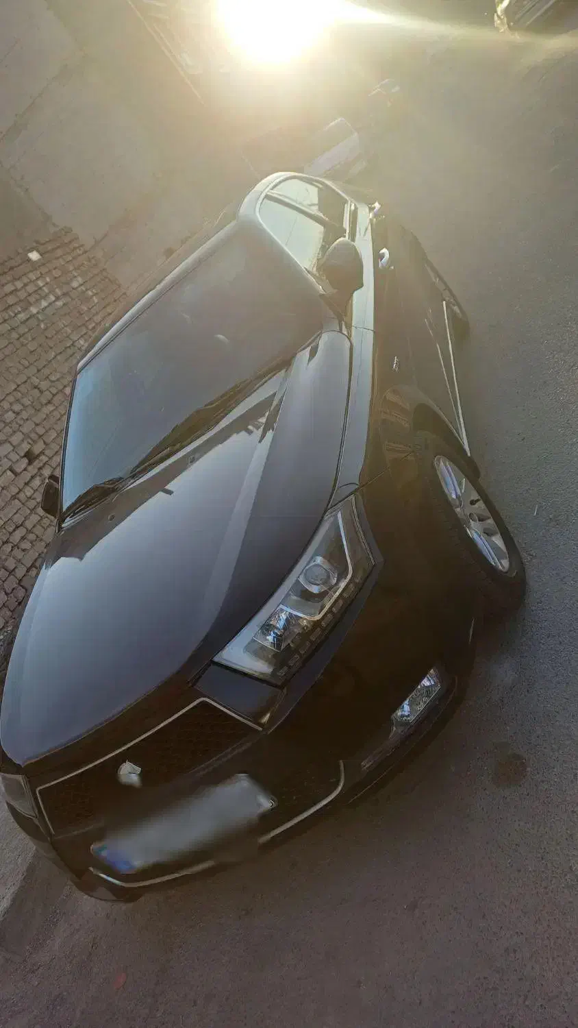 دنا پلاس مدل۹۷سانروف دار|خودرو سواری و وانت|کاشان, فاز ۲ ناجی آباد|دیوار