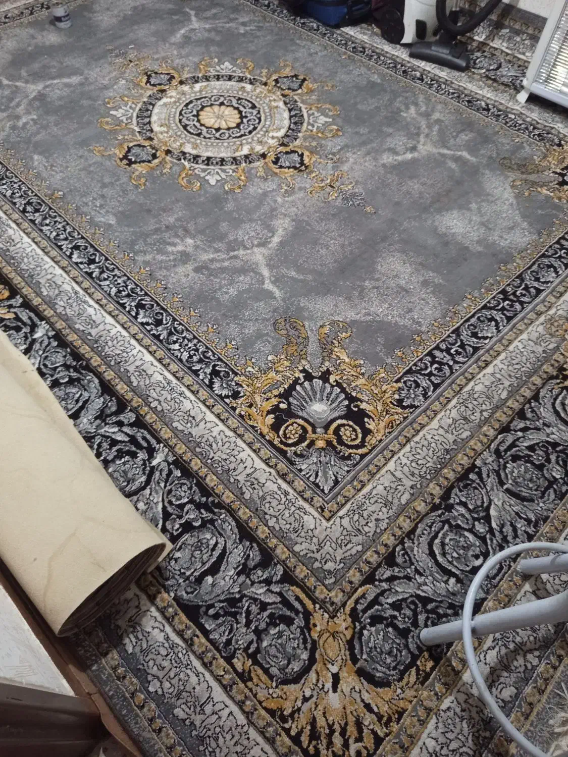 قالی درحدنو|فرش|نجف‌آباد, شهرک بهاران|دیوار