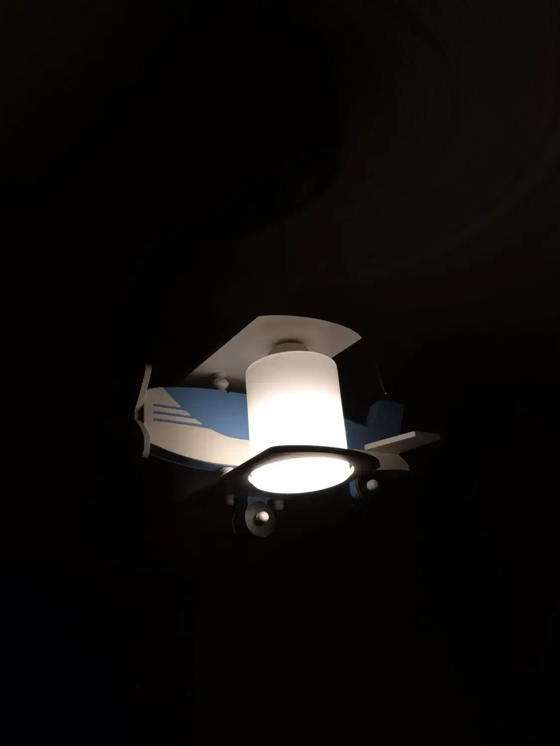 لوستر اتاق کودک|لوستر و چراغ آویز|اصفهان, مهرآباد|دیوار