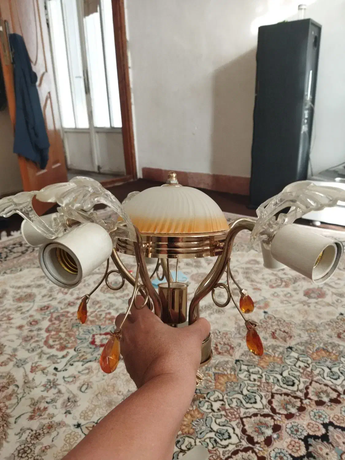 لوستر|لوستر و چراغ آویز|گنبد کاووس, |دیوار