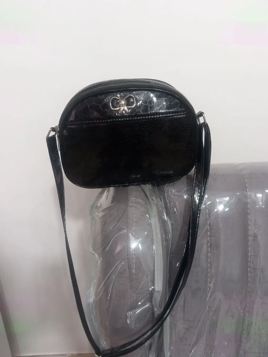 نونو|کیف، کفش، کمربند|خرم‌آباد, |دیوار