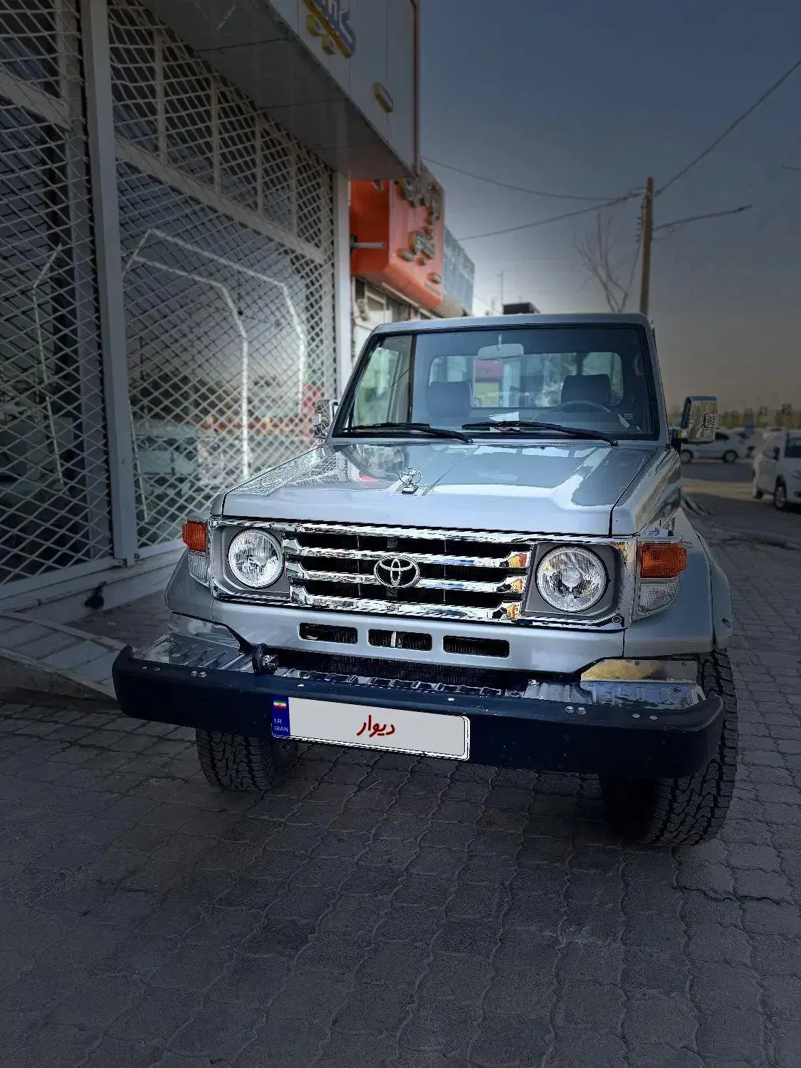 تویوتا لندکروز وانت 4.5|خودرو سواری و وانت|مشهد, بهشت|دیوار