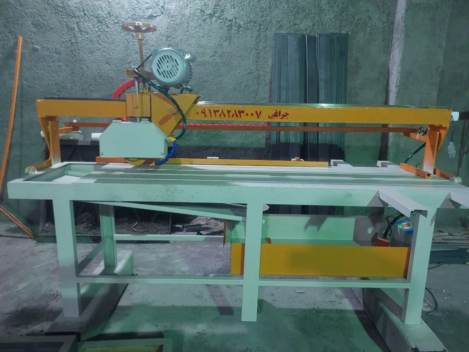 دستگاه فرزآبی برای برش سنگ واجروکاشی وسرامیک|ماشینآلات صنعتی|اصفهان, شهرک شهید منتظری|دیوار