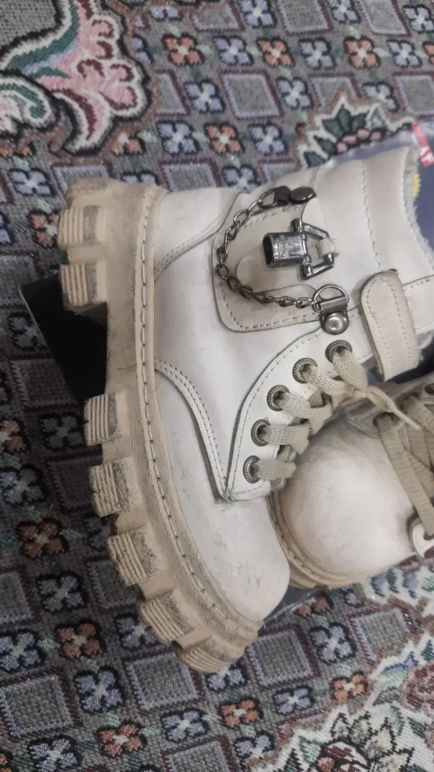 پوتیندخترانهسایز۲۸|کفش و لباس بچه|بروجرد, |دیوار