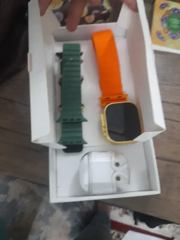 ساعت هوشمند نو فقت یک پارگی ریزی داره|ساعت|سبزوار, قائم|دیوار