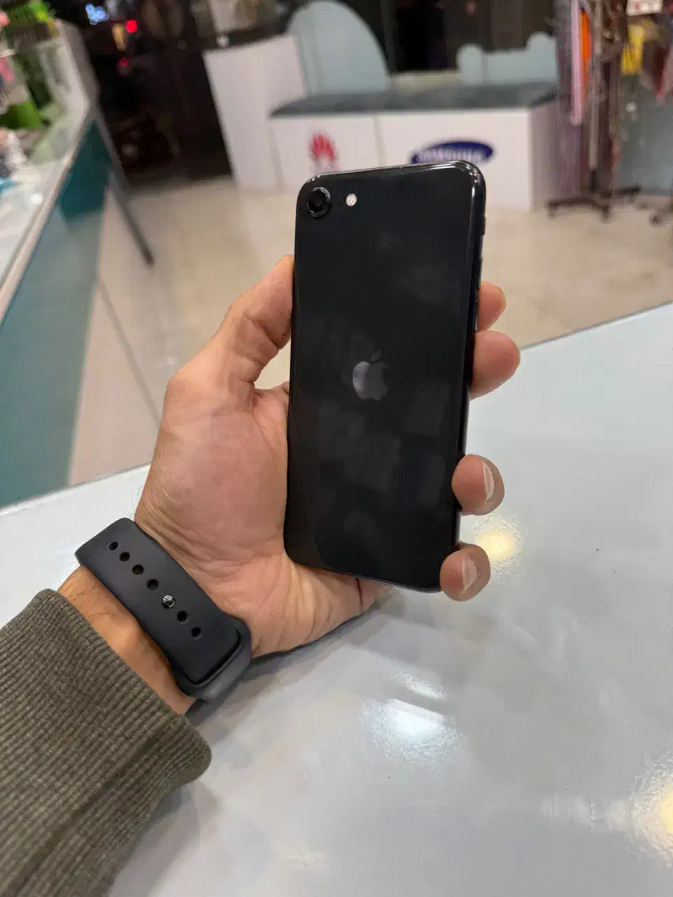 se 2020|موبایل|قم, زنبیل آباد|دیوار