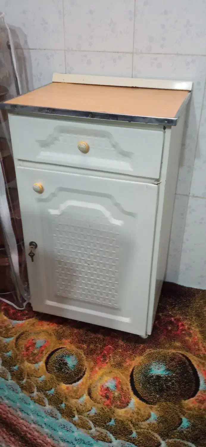 کابینت سماور نو وسالم|مبلمان خانگی و میز عسلی|خوی, |دیوار