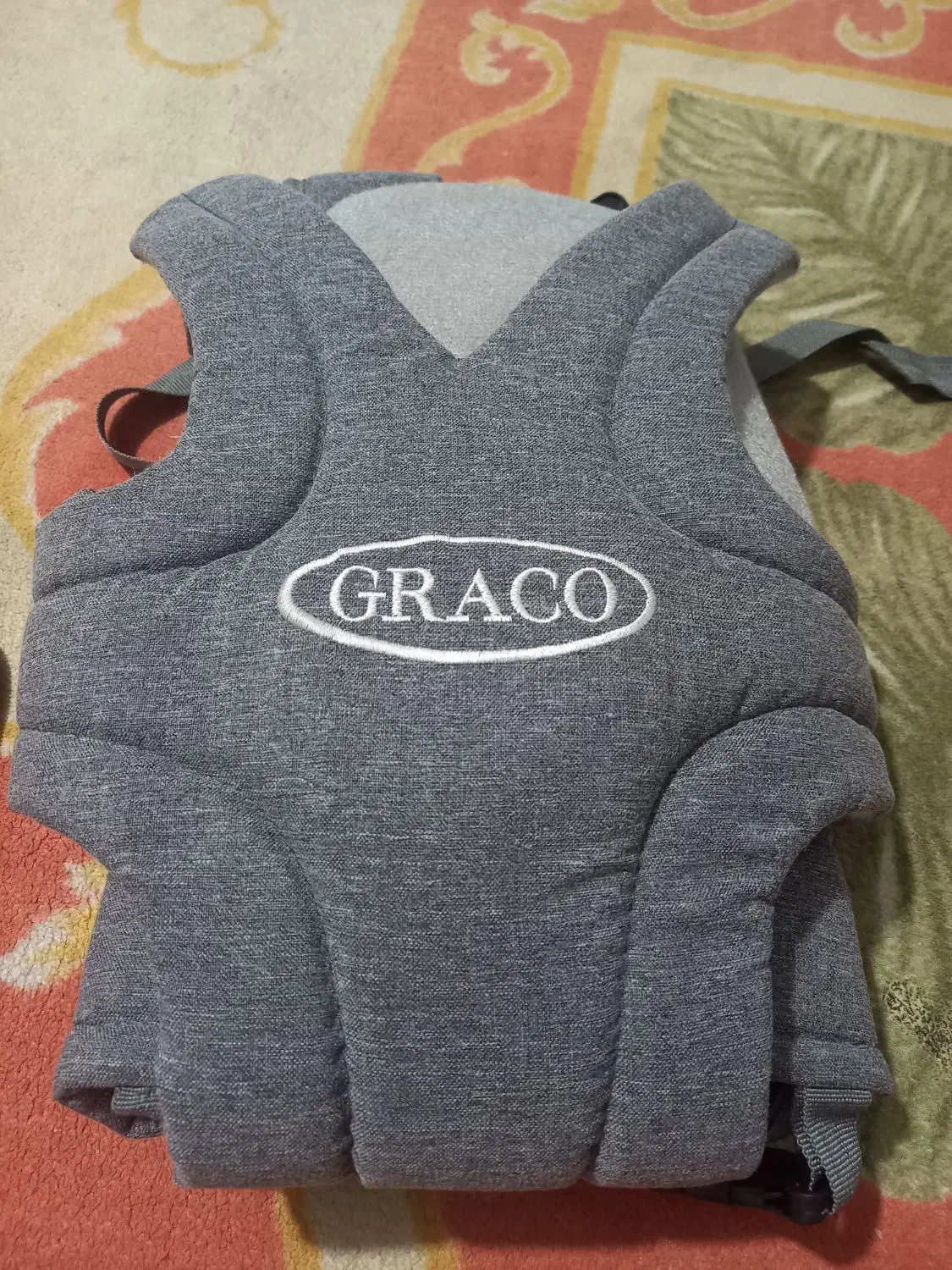 آغوشی کودک|کالسکه و لوازم جانبی|رباط‌کریم, رباط‌کریم|دیوار