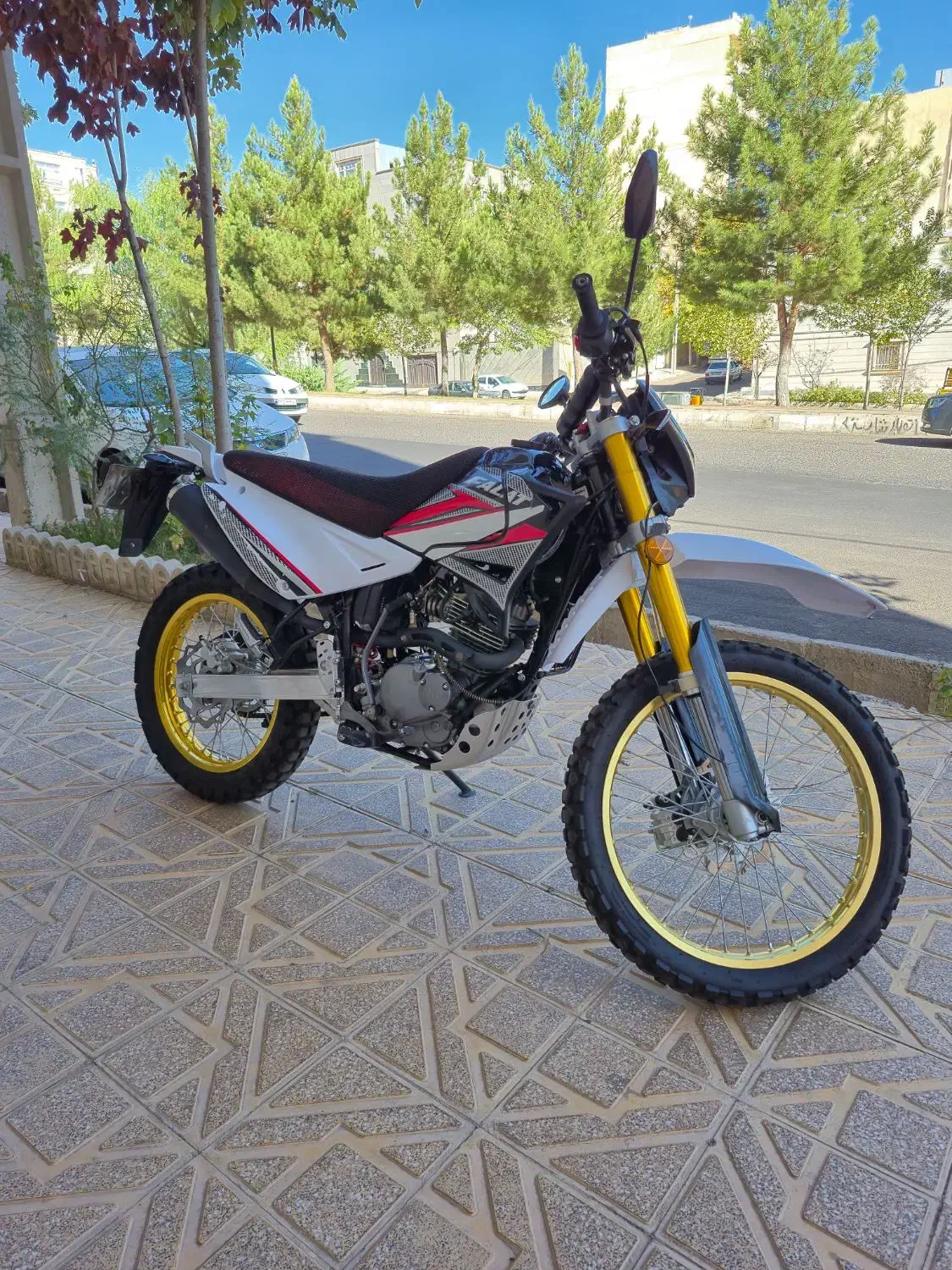 موتور سیکلت تریل فلات ۲۰۰|موتورسیکلت|زنجان, |دیوار