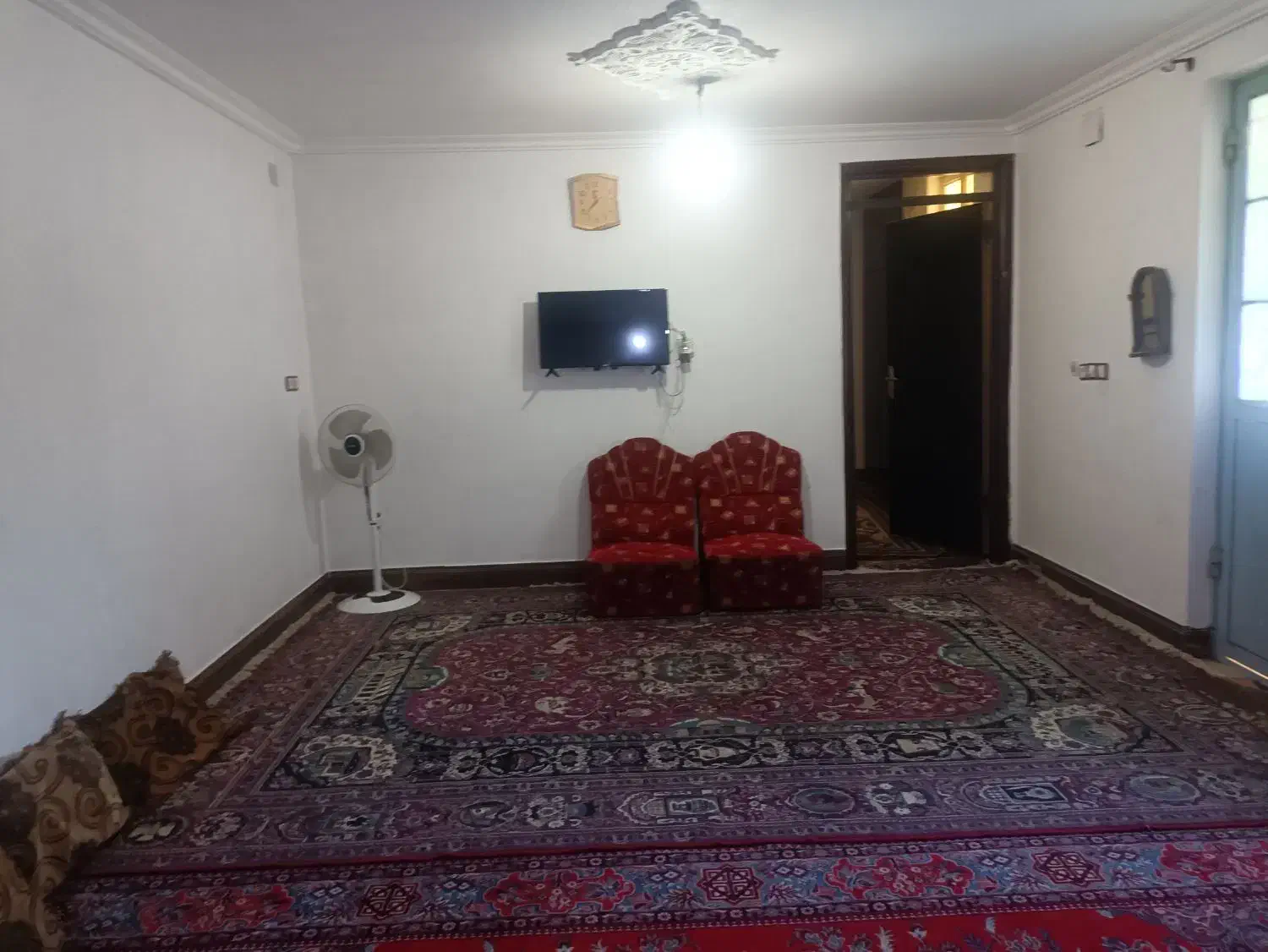 اجاره واحدطبقه اول|اجارهٔ کوتاه‌مدت آپارتمان و سوئیت|بندر گناوه, |دیوار