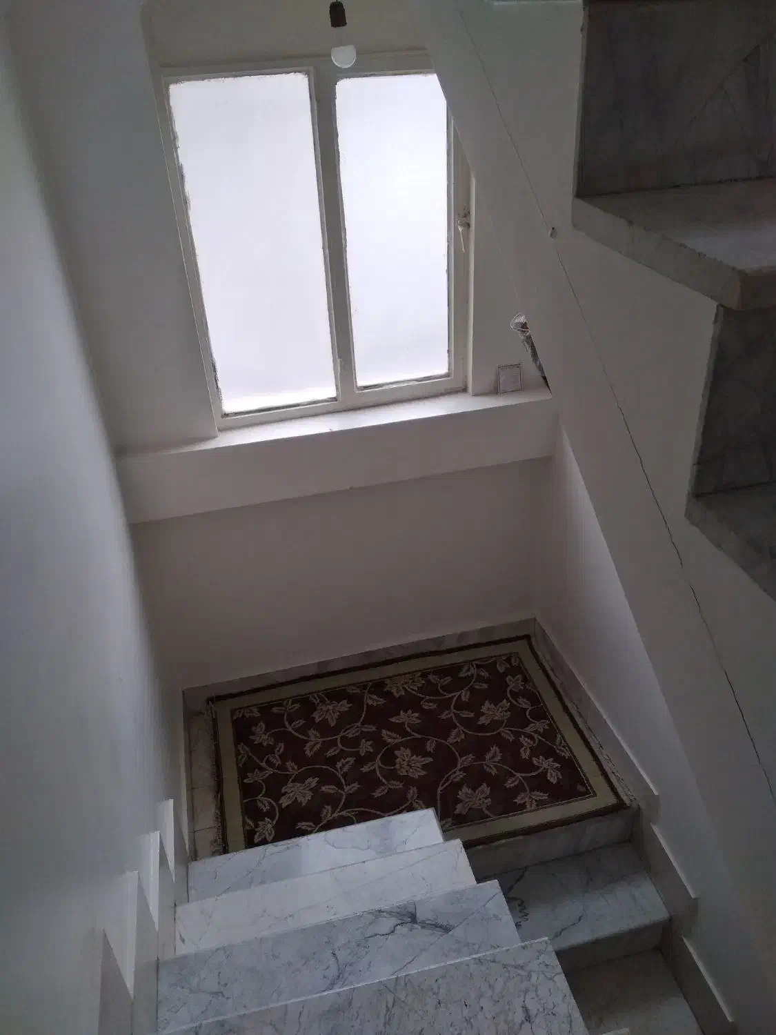 اجاره،دو طبقه ۴۰ متری با پشت بام و اتاق در پشت بام