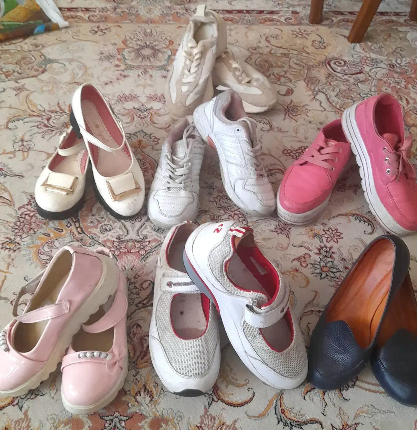 حراجی انواع کفش زنانه|کیف، کفش، کمربند|بیرجند, |دیوار