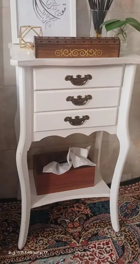 میز تلفن|میز تلفن|ورامین, ورامین|دیوار