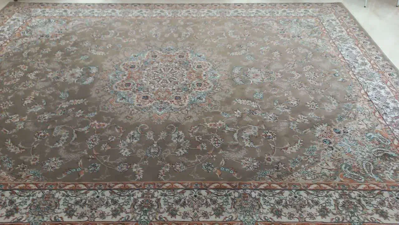 فرش۴×۳ گردویی|فرش|سمنان, |دیوار