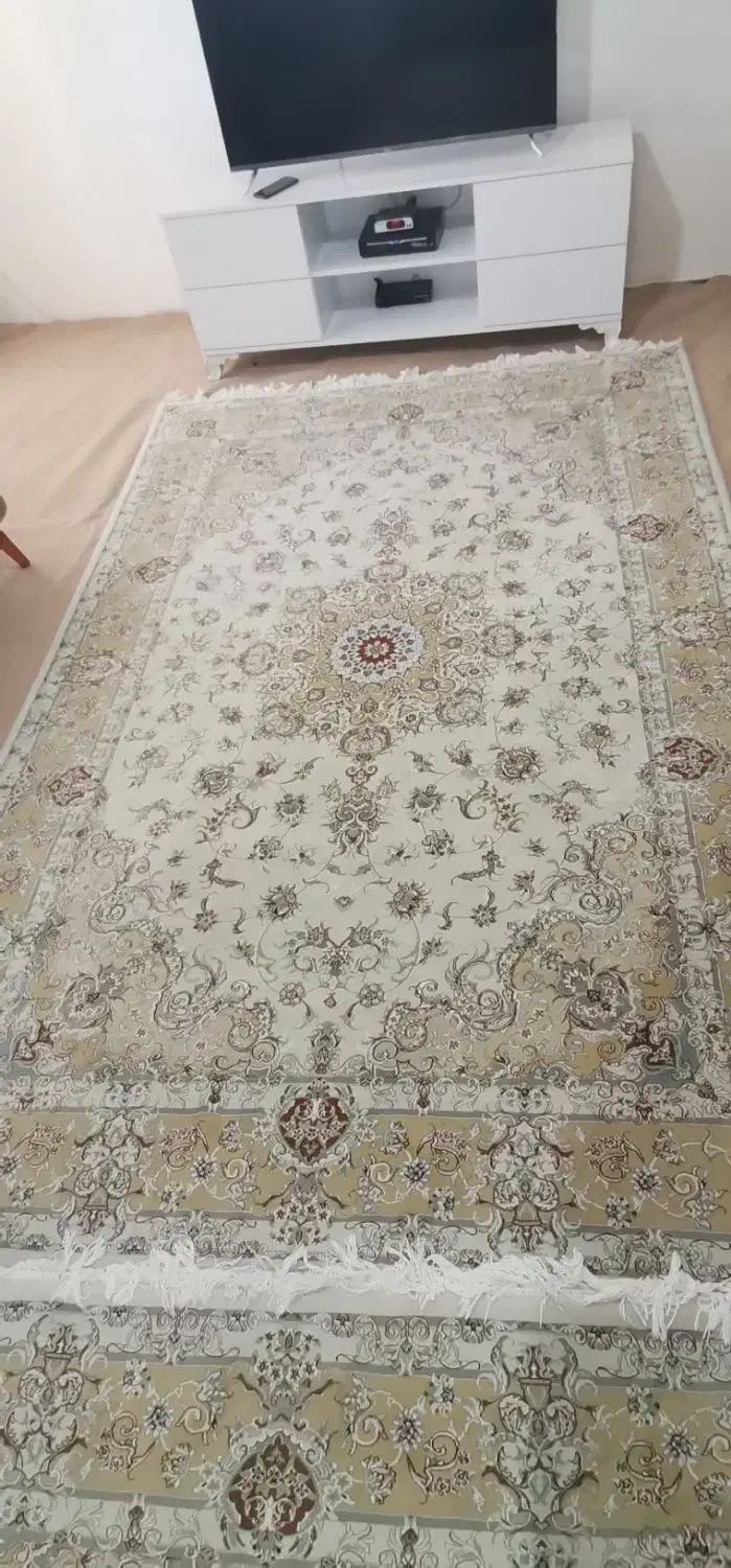 دوعدد فرش 700 شانه|فرش|اشنویه, |دیوار