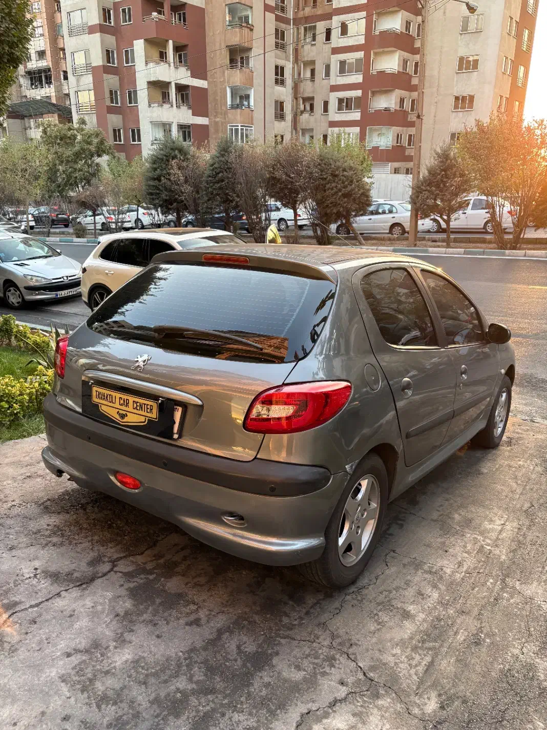 پژو 206 خاکستری تیپ ۶|خودرو سواری و وانت|تهران, آسمان|دیوار