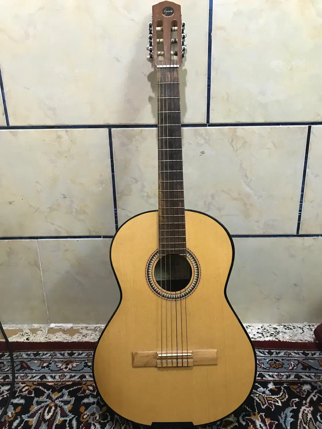 گیتار دالاهو|گیتار، بیس، امپلیفایر|گنبد کاووس, |دیوار