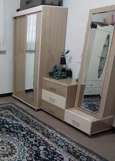 مبل وکمد و بوفه در حد نو|مبلمان خانگی و میز عسلی|قائن, |دیوار