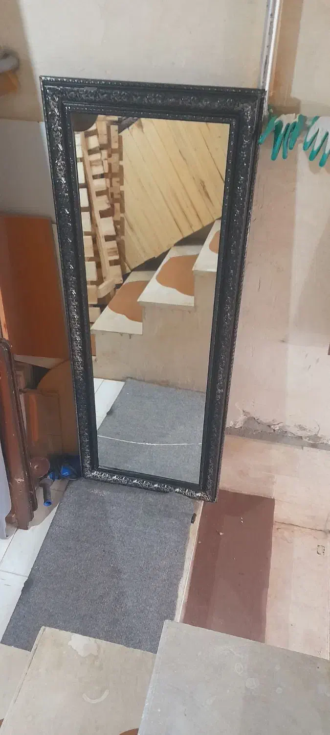 اینه قدی سالم|آینه|خوی, |دیوار