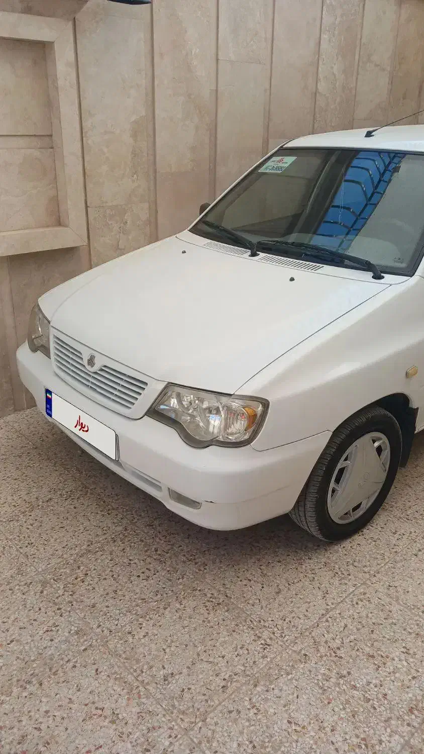 فروش ۱۱۱لاکاغذی|خودرو سواری و وانت|شهرضا, |دیوار