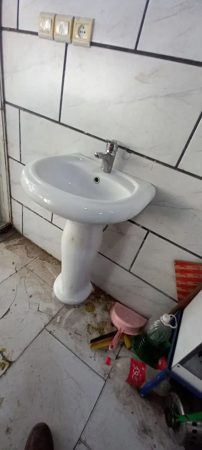 روشویی با شیر اهرمی|مصالح و تجهیزات ساختمان|الوند, |دیوار