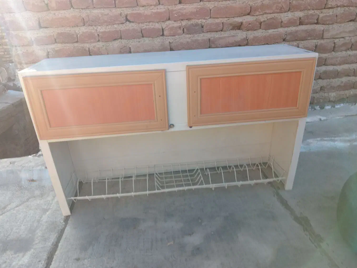 آبچکان|آب‌چکان و نظم‌دهنده ظروف|ارومیه, |دیوار