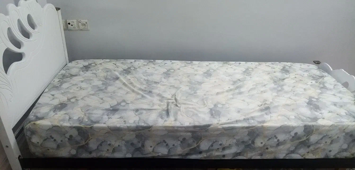 تخت خواب تک نفره همراه با تشک|تشک تختخواب|لنگرود, |دیوار