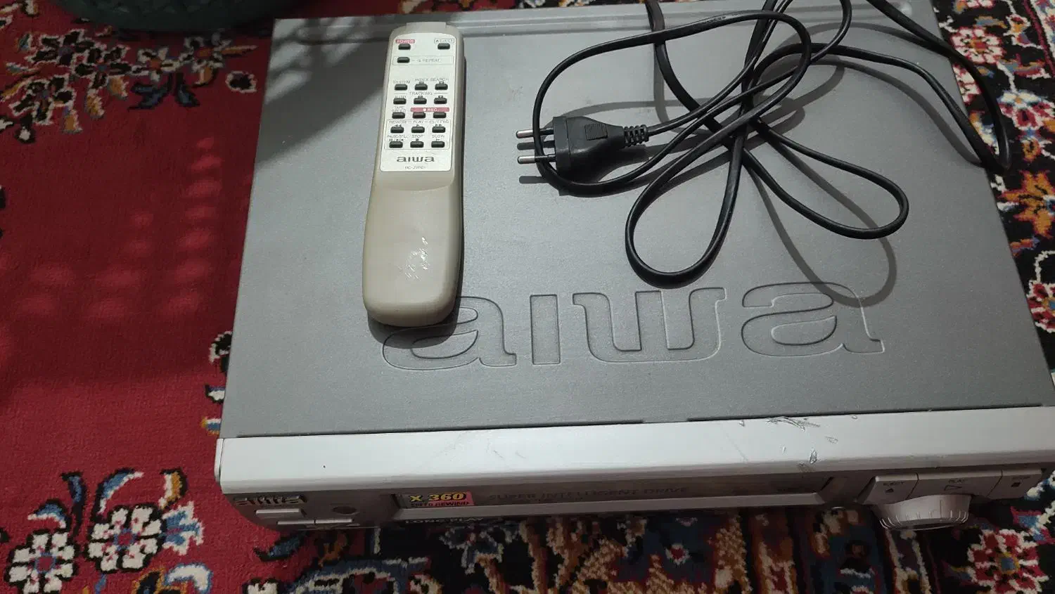 ویدیو و سی دی قدیمی|پخشکننده DVD و ویدیو|شوشتر, |دیوار