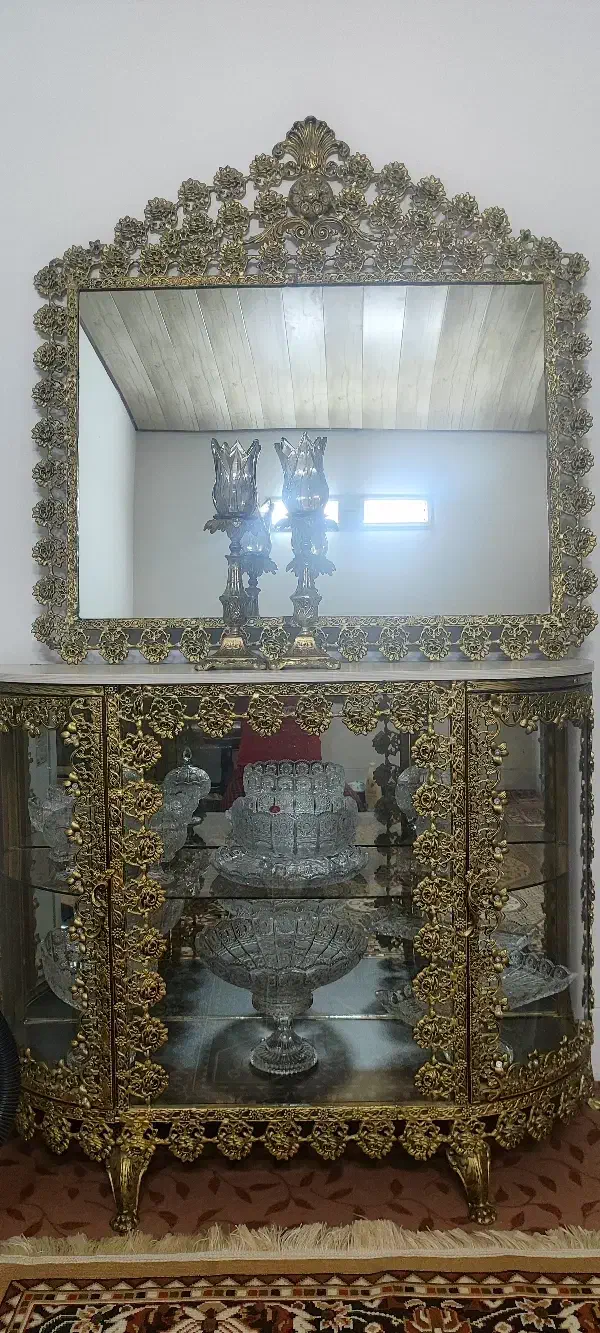 آینه شمعدان برنز بسیار شیک و آنتیک|بوفه، ویترین، کنسول|یزد, |دیوار