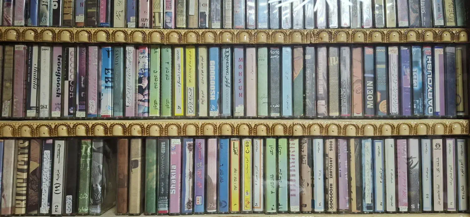 کلکسیون کاست های قدیمی و...|کلکسیون و سرگرمی|محمدشهر, همایون ویلا|دیوار