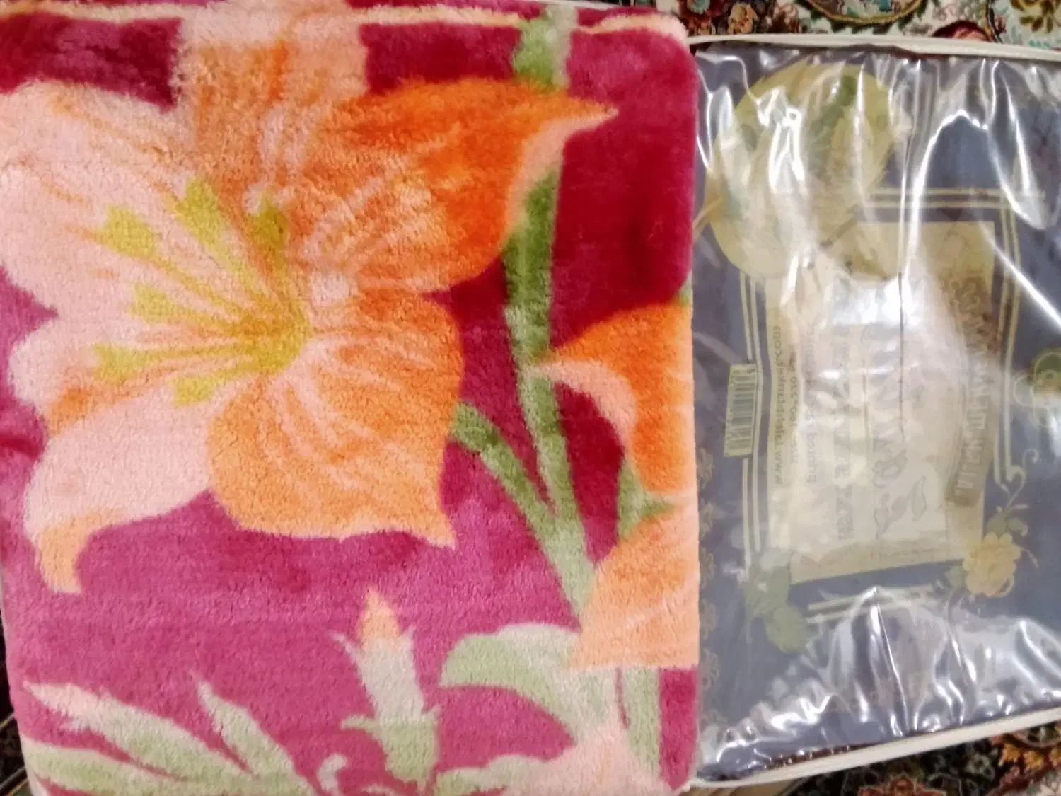 پتو تک نفره|رختخواب، بالش، پتو|مشکیندشت, |دیوار