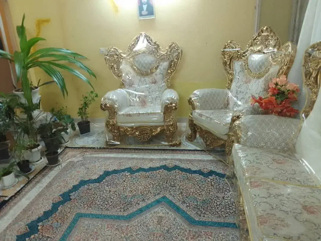 مبل سلطنتی ۹ نفره|مبلمان خانگی و میز عسلی|یزد, |دیوار
