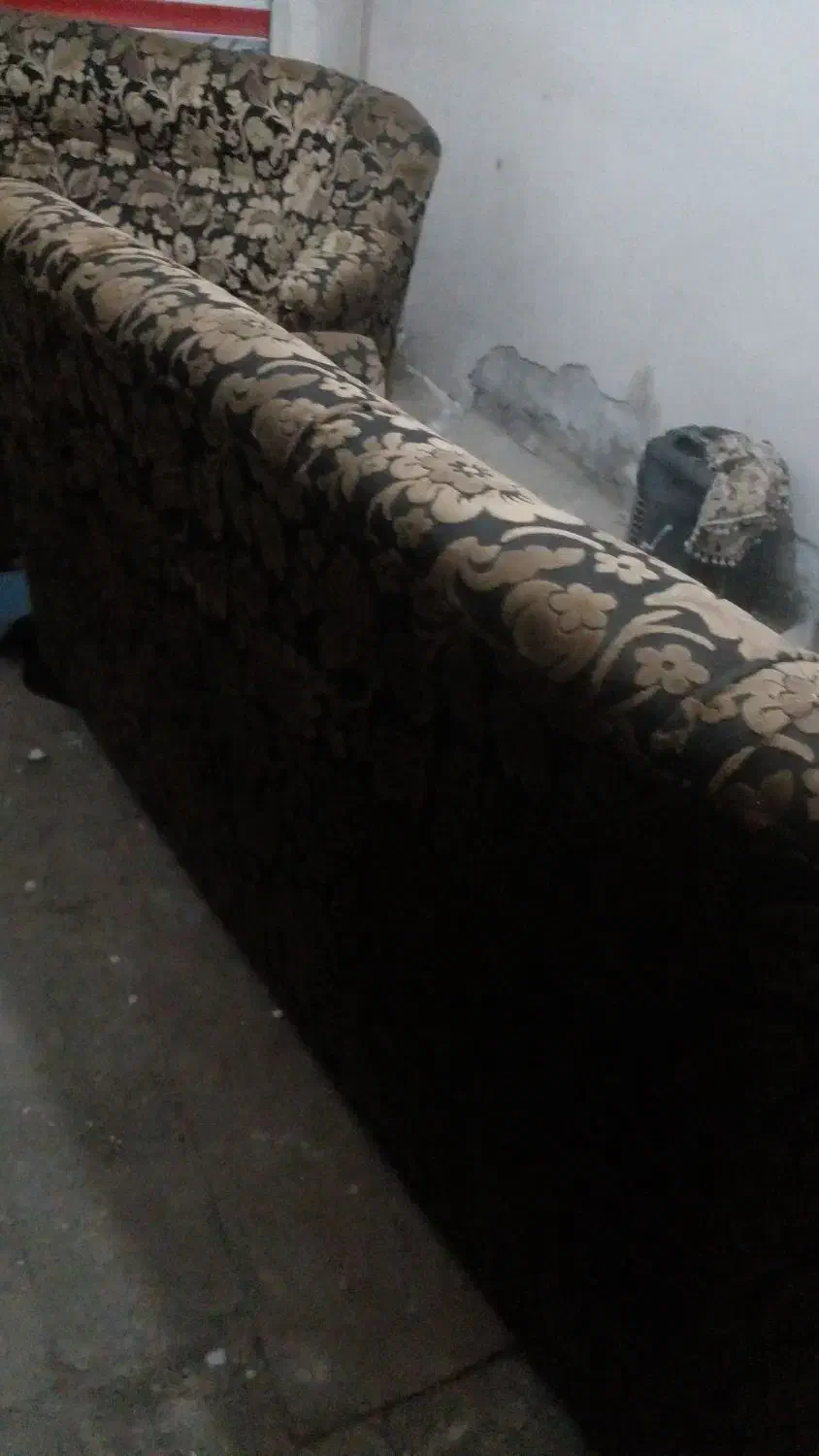 فروشی|مبلمان خانگی و میز عسلی|مشهد, انقلاب|دیوار