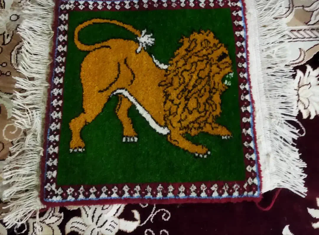 قالی ۴۰ در ۴۰|فرش|شهرضا, |دیوار