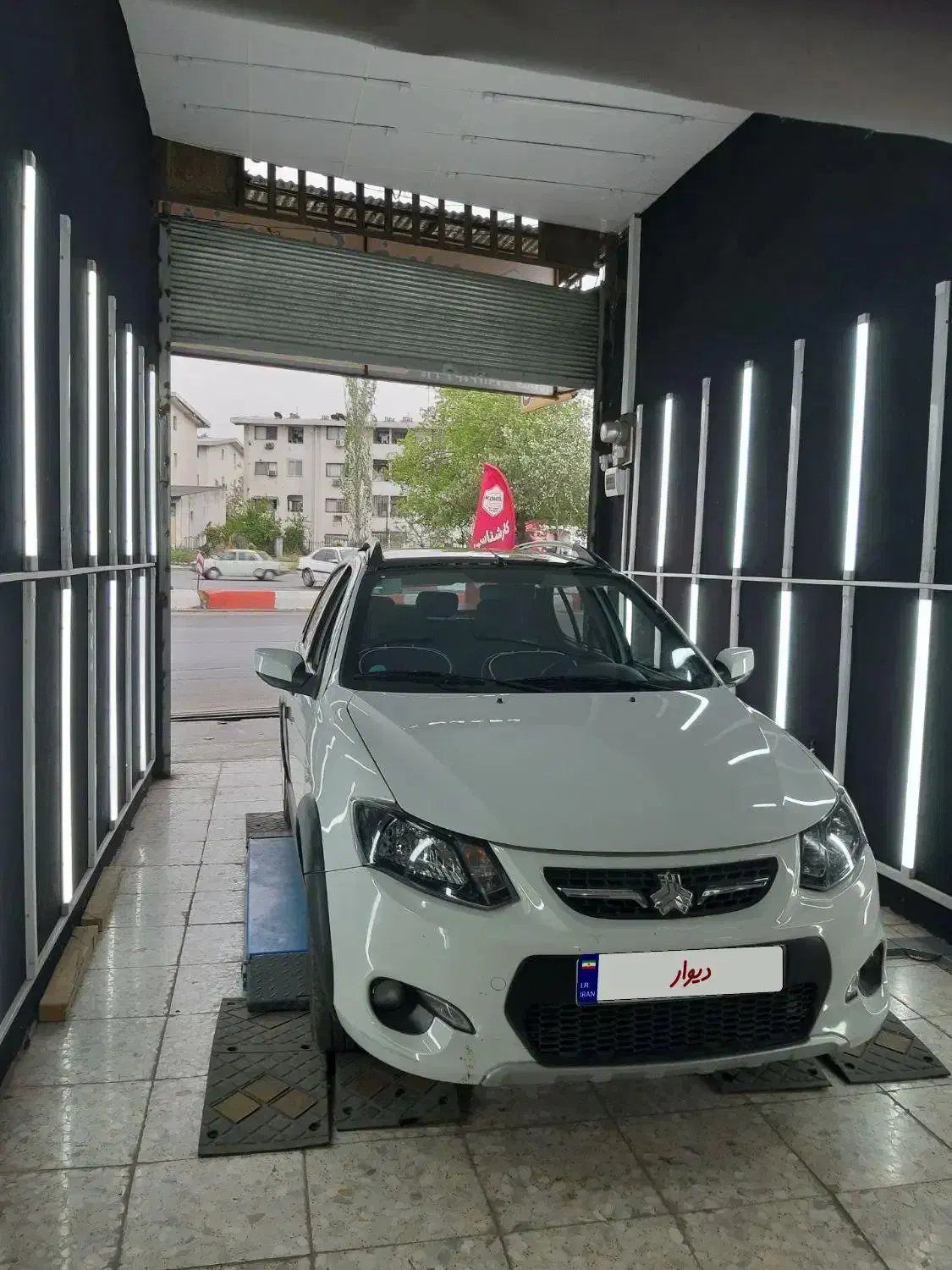 فروش فوری کوییک ۴۰۲ ب دلیل نیاز مالی|خودرو سواری و وانت|ساری, |دیوار